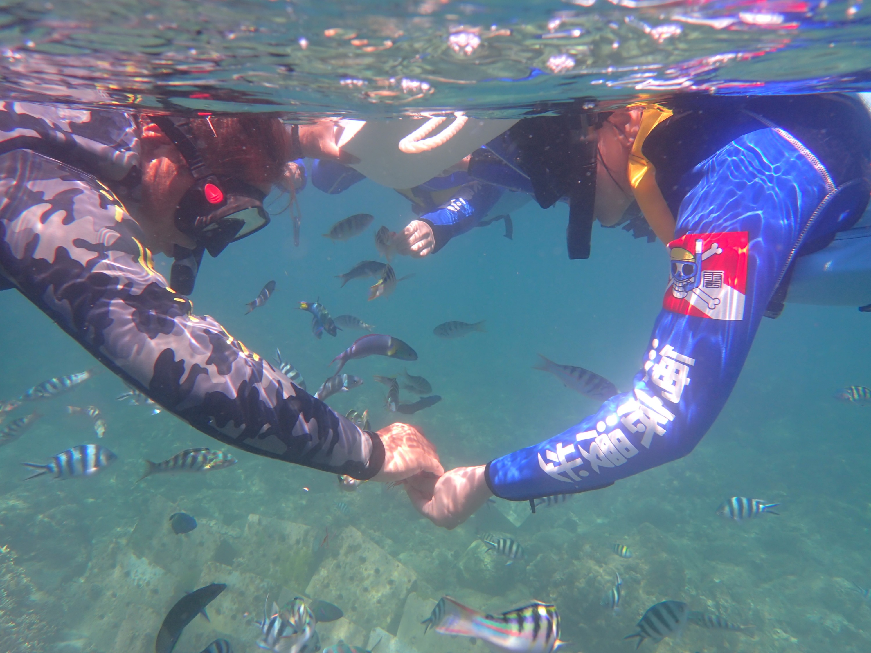 澎湖浮潛: 山水濱海樂園海賊船浮潛&SUP&海底漫步體驗