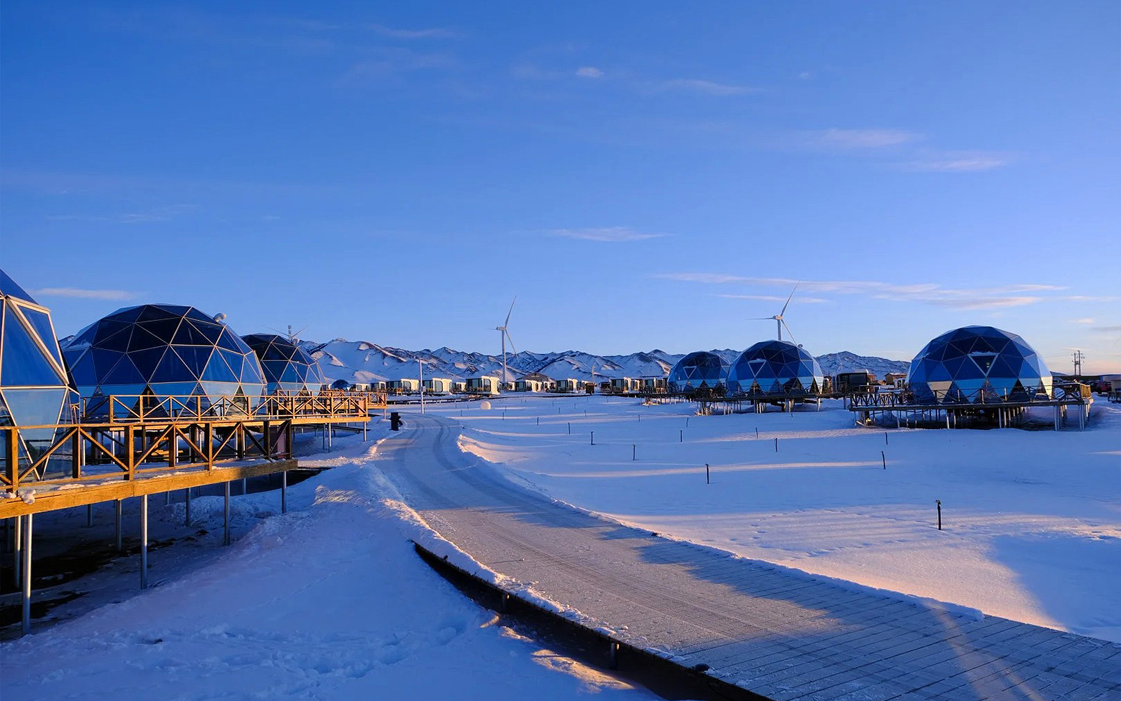 9-Day Private Tour of  Luxury Wilderness in Northern Xinjiang