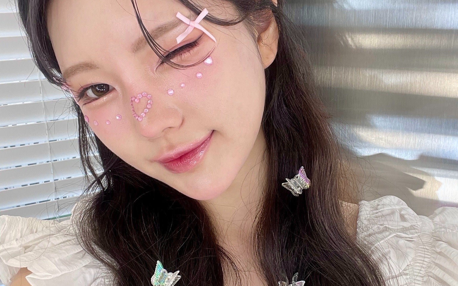 K-POP Idol Hair Styling & Makeup Experience in Seoul