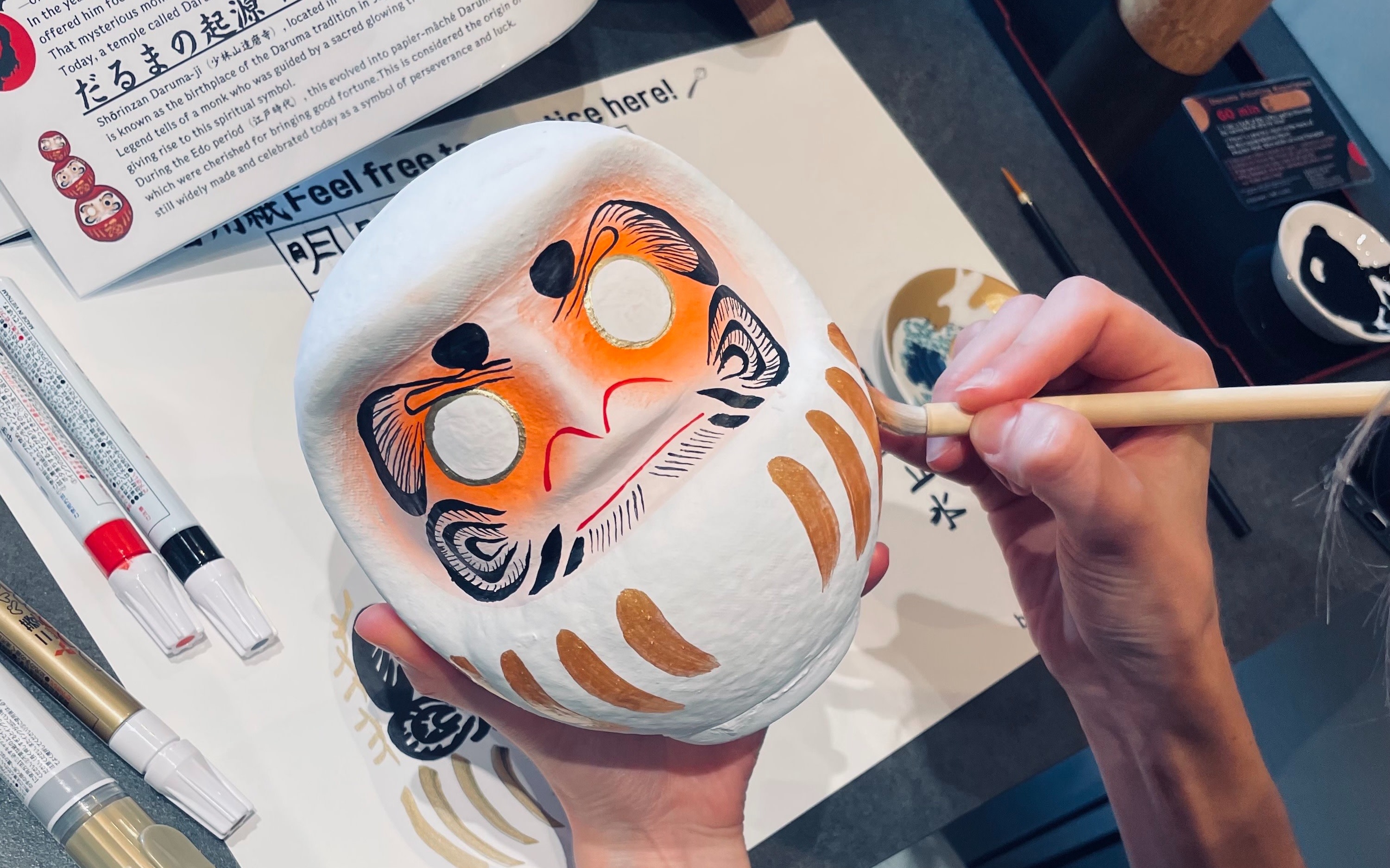 [Osaka: DARUMA CLUB] Daruma Painting Experience 