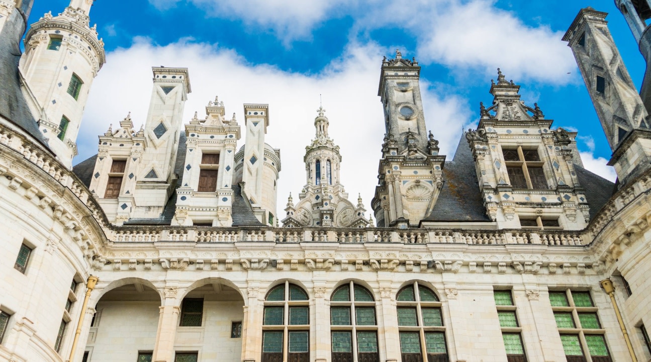 拿起相機，捕捉每座城堡獨一無二的建築之美