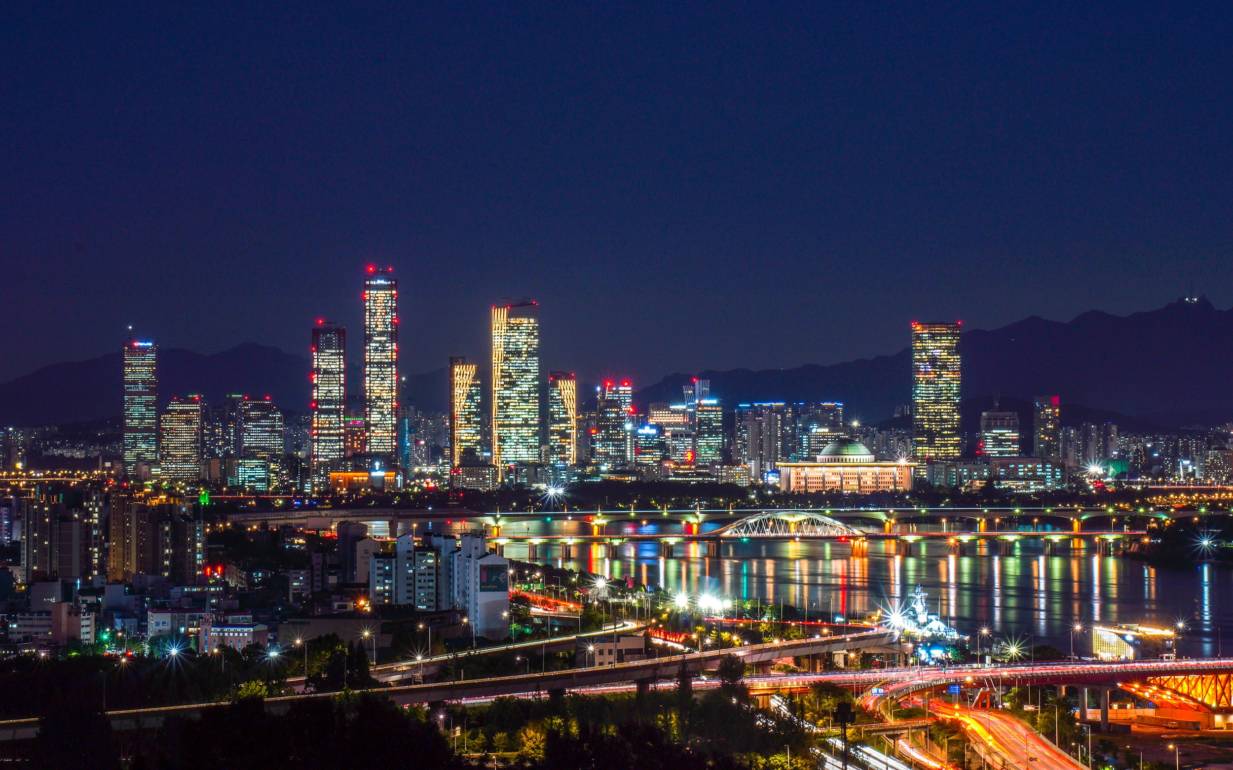 Private Tour in Seoul (VIP vehicle)