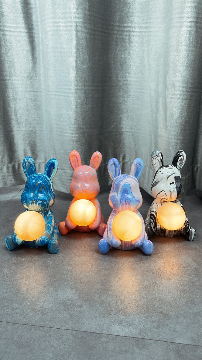 URBANPEACE - Fluid Bear｜Fluid Rabbit Money Poppy Moon Lamp｜Kwun Tong