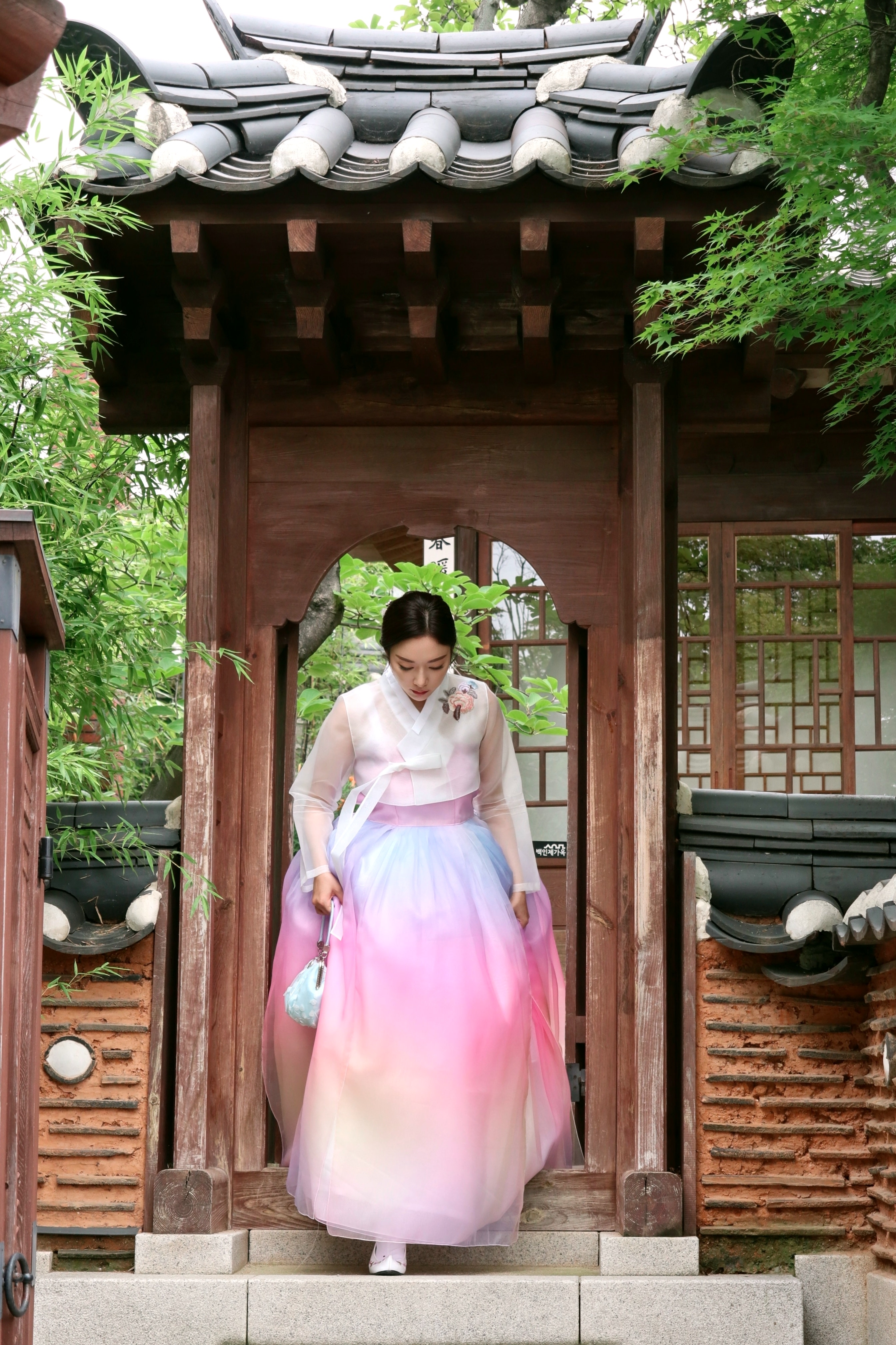 "Prinsessa Hanbok" Hanbok ijarasi va suratga olish fotosessiyasi tajribasi