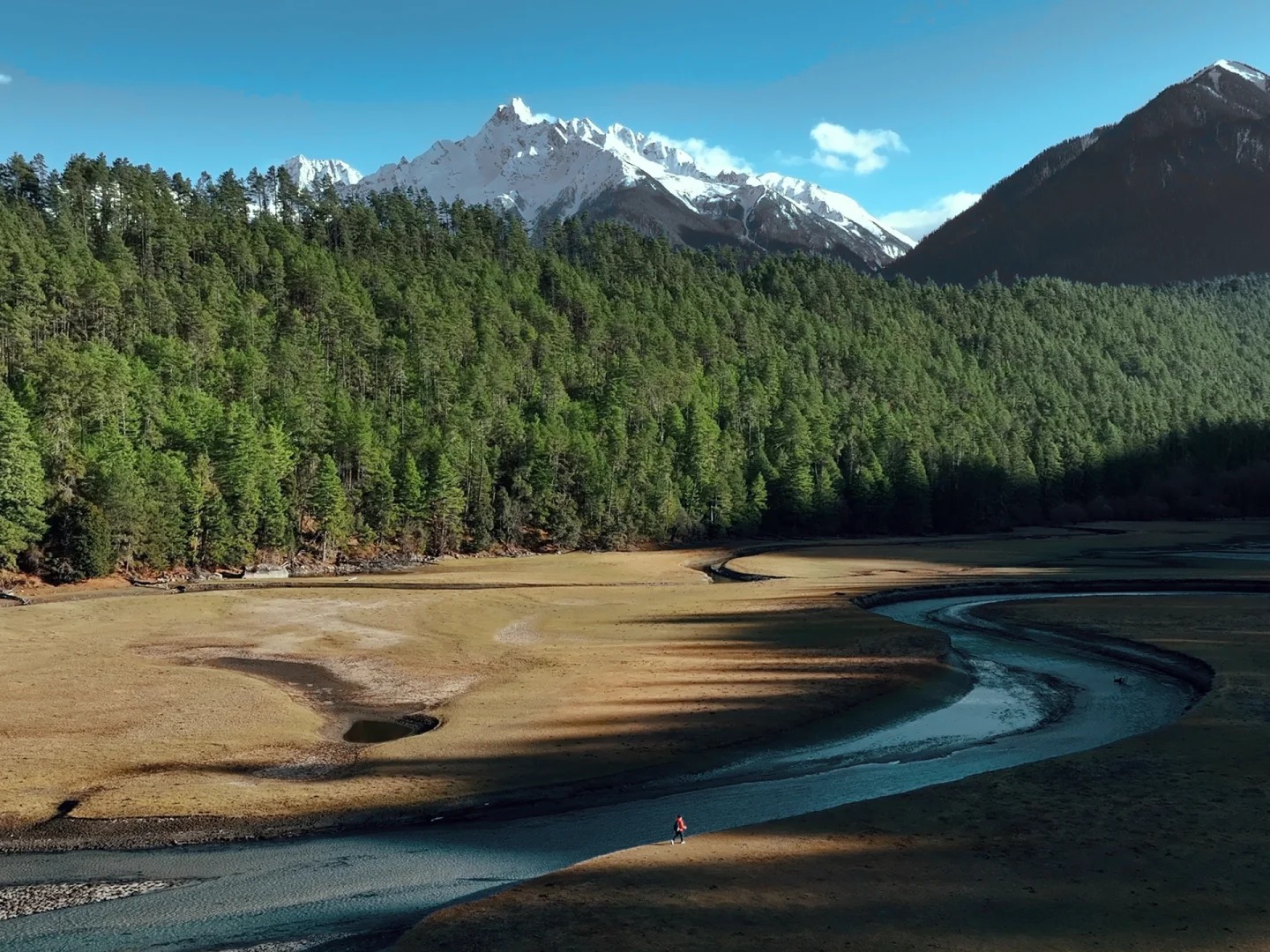 8-day Peach Blossom Tour in Lhasa, Tibet (Hidden Mountain Residence Snow Mountain View Hotel + St. Regis + Gala Peach Blossom Village + Suosong Village + Nanga Bawa Sunshine Golden Mountain + Laigu Glacier + 1V1 In-depth Explanation of Potala Palace)