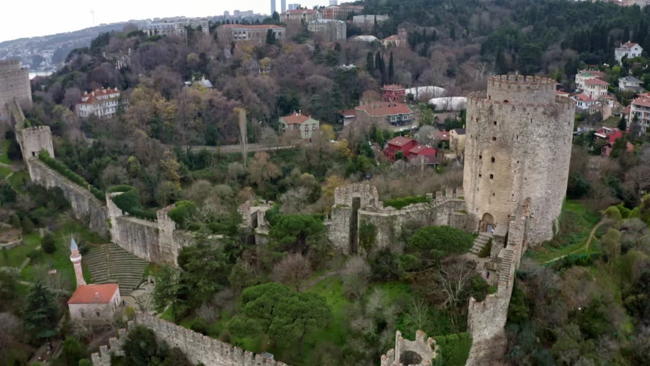 Rumeli Fortress Skip-the-Ticket-Line Entry with Audio Guide