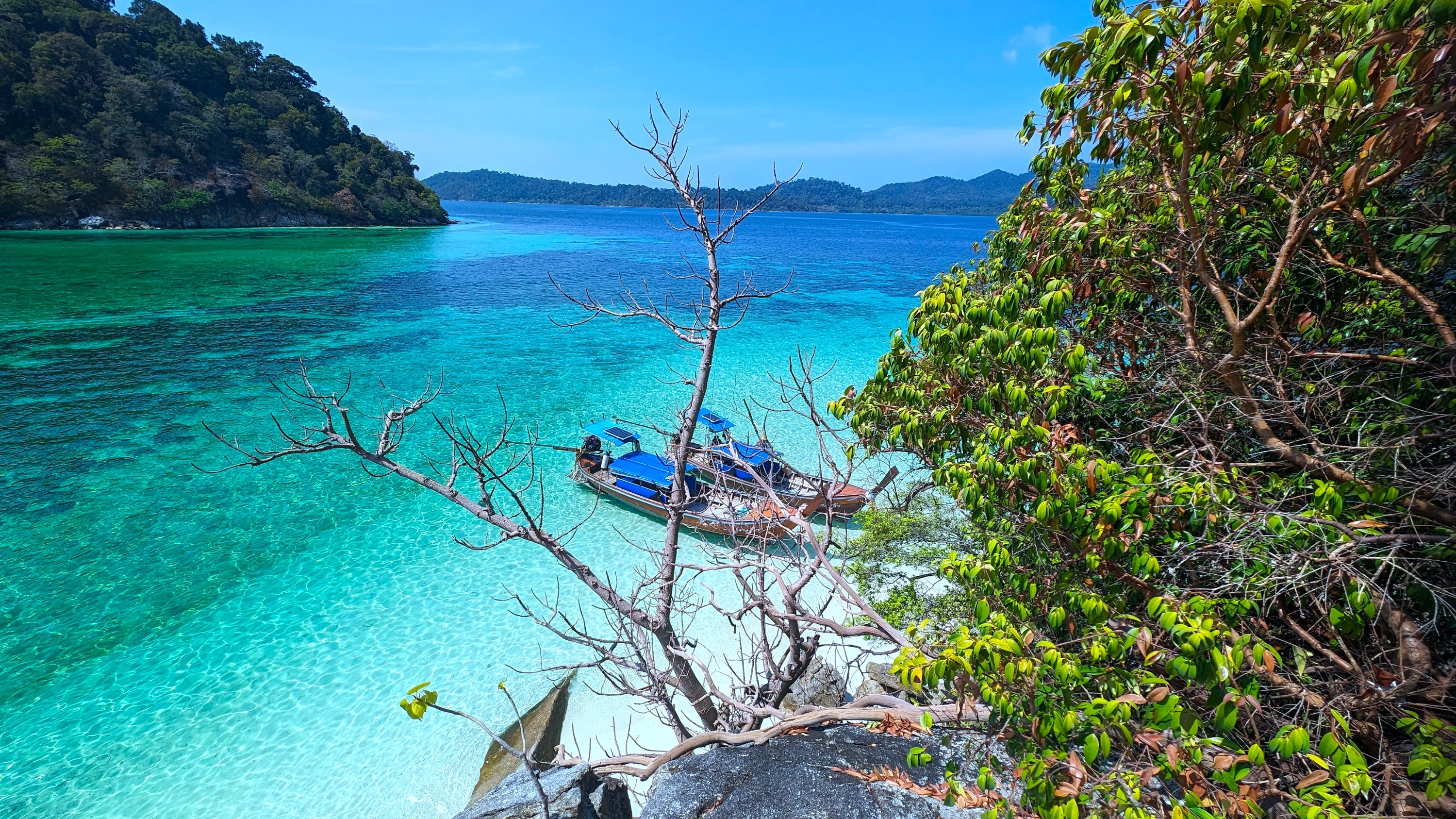 From Koh Lipe: Private Longtail Boat Tour with Snorkeling