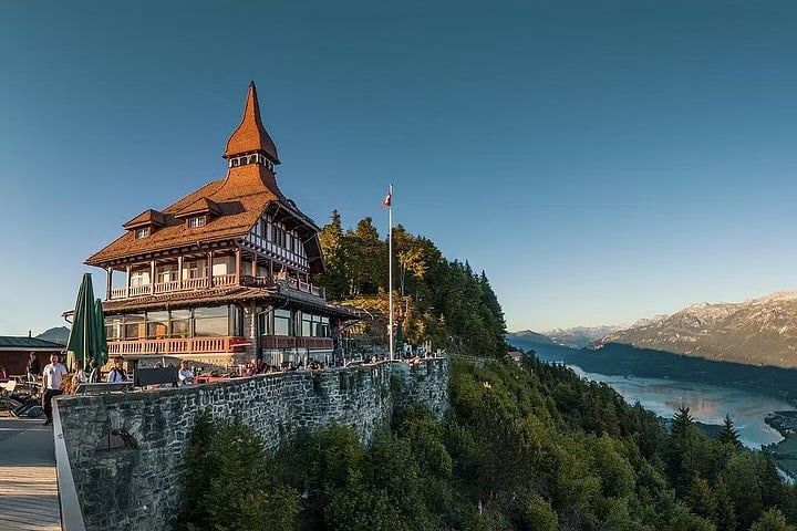 Interlaken Private Guided Walking Day Tour 