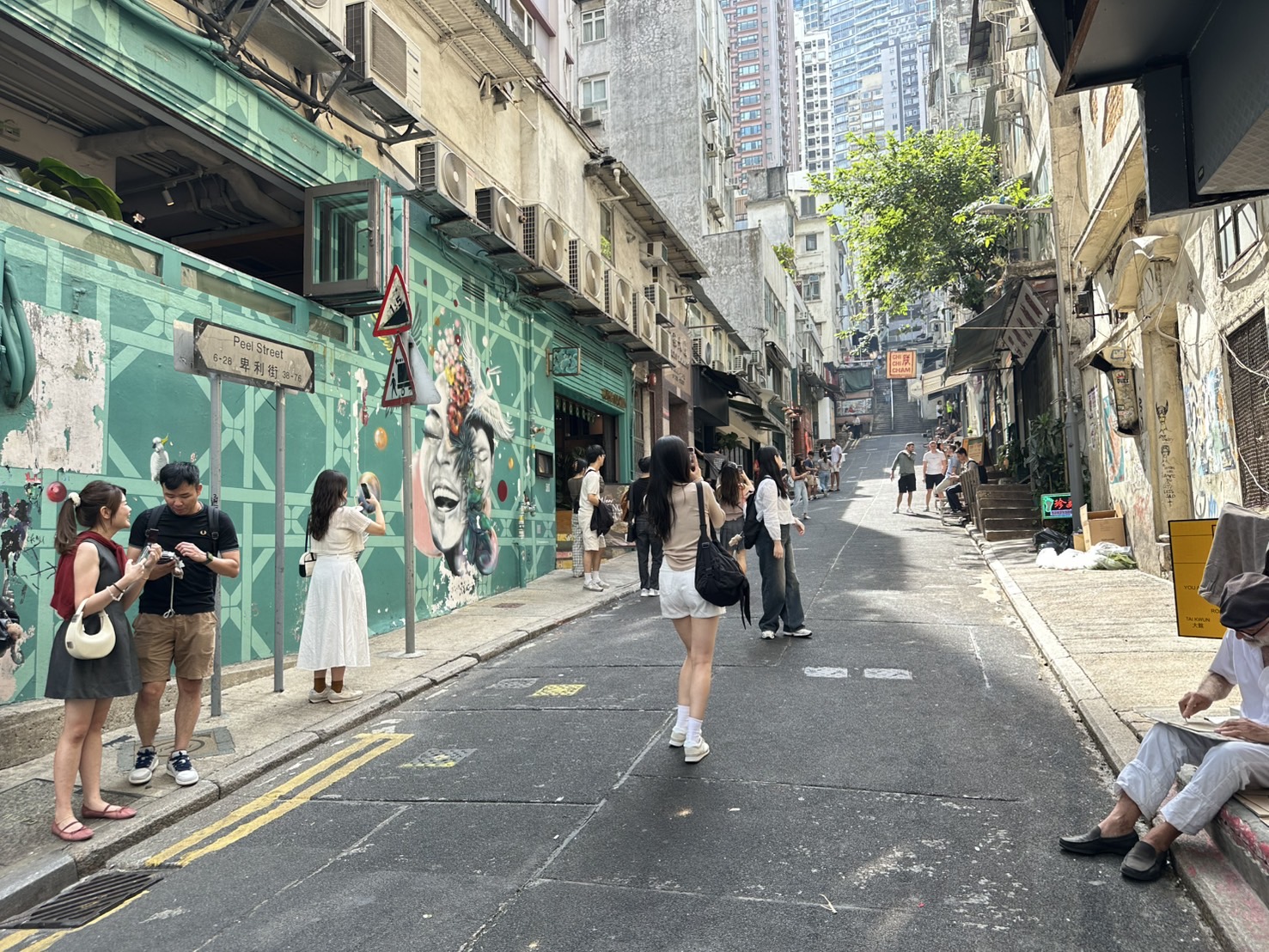 Elevated Exploration: Discover Central Hong Kong with Escalators