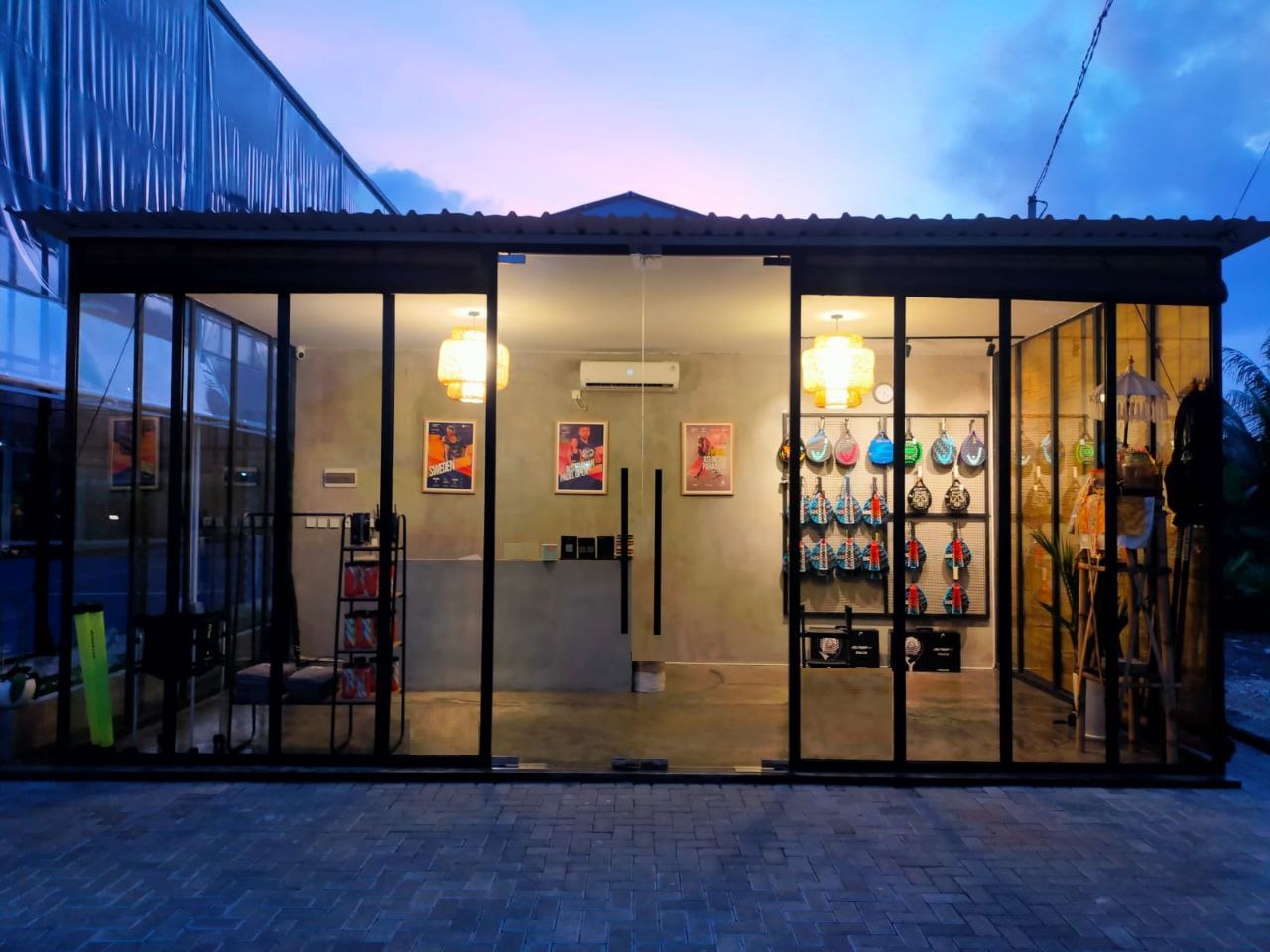 For your convenience, Monkey Padel Bali Ubud offers high-quality Babolat racket rentals for a session fee, allowing you to easily enjoy the game even without your own equipment.