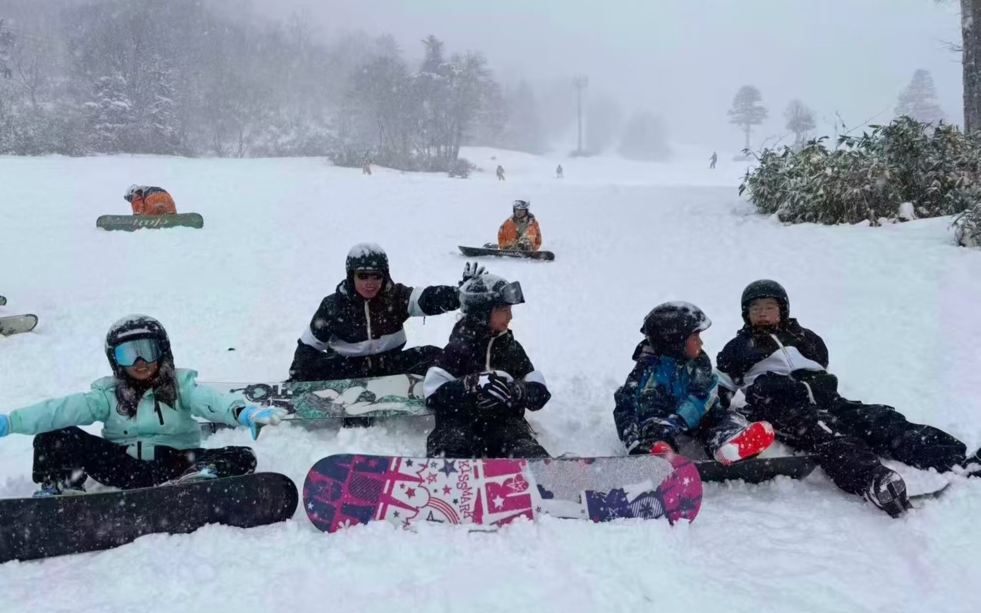 [Sapporo Teine Ski Resort All-Inclusive Day Trip] Group of 3/5 + Segmented Teaching | Professional Certified Chinese Instructor | Beginners/Parents/Girls Can Easily Enjoy the Mountain and Sea Snow Scenery (Including Hotel Pick-Up and Drop-Off Service)