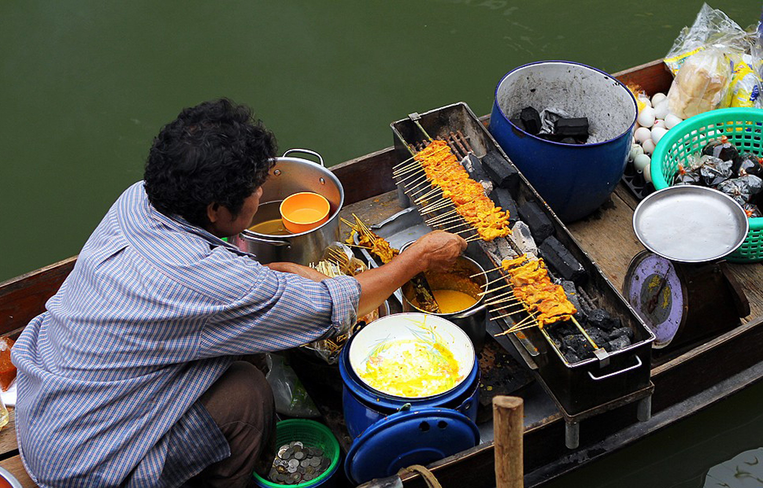 丹嫩莎朵水上市場 (Damnoen Saduak Floating Market)、美功鐵路 (Maeklong Railway) 私人遊以及其他