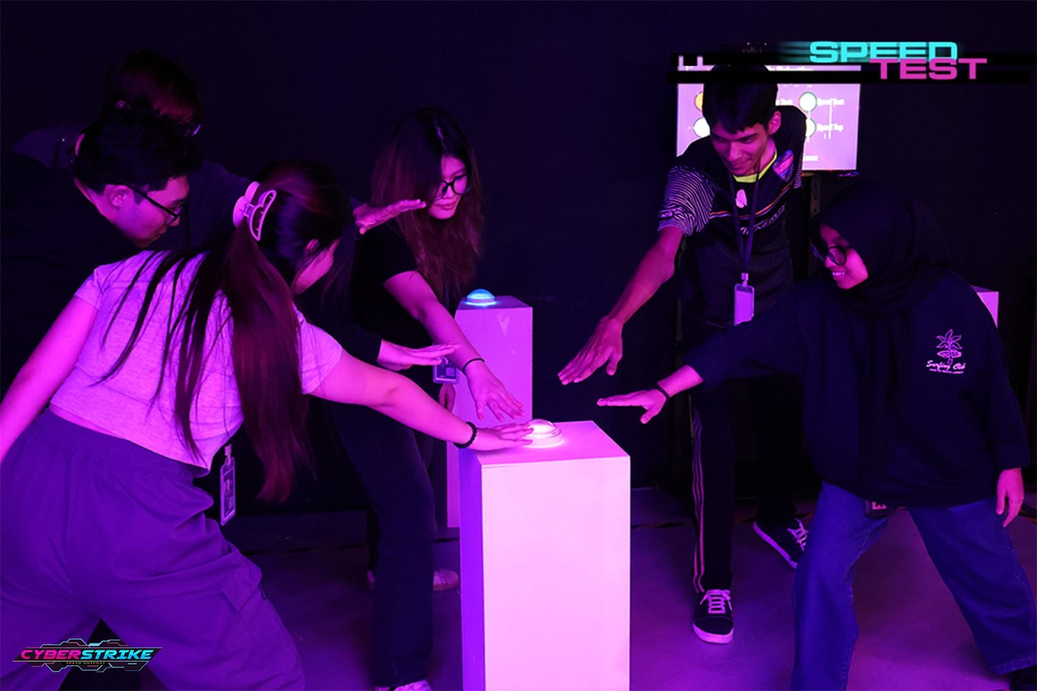 Cyberstrike's SpeedTest : How fast can you go? SpeedTest challenges you to outpace some of nature’s swiftest creatures!