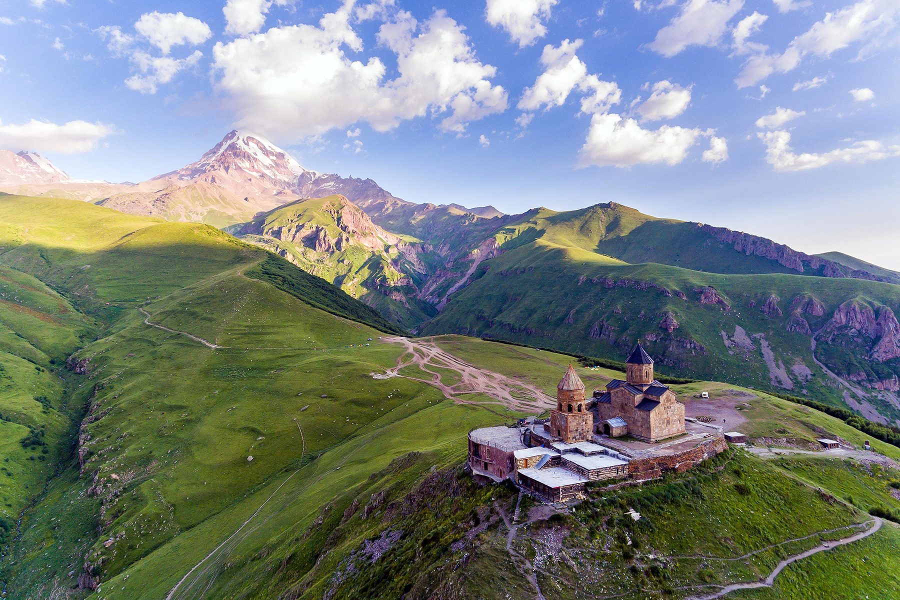 Private Tours From Tbilisi to Kazbegi Ananuri Gudauri Gergeti