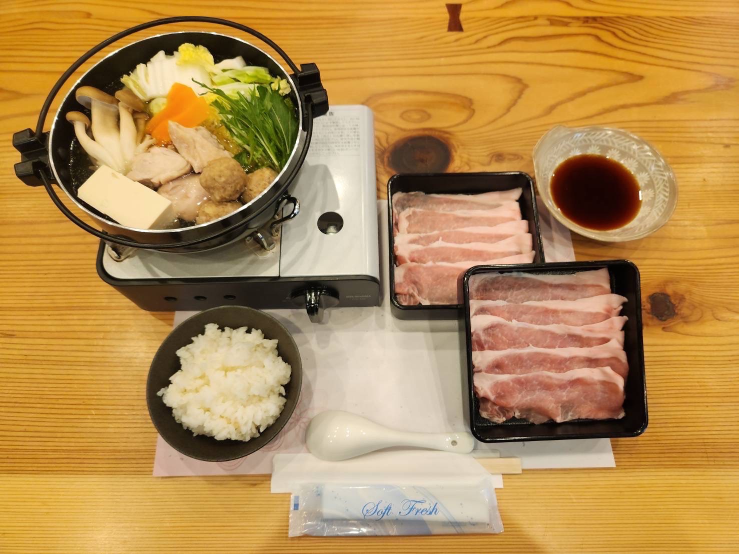 Kyoto: Kinkakuji Temple, Arashiyama, and Kiyomizudera Temple Day Tour (with Pork and Tofu Set Meal) (from Osaka / Kyoto)