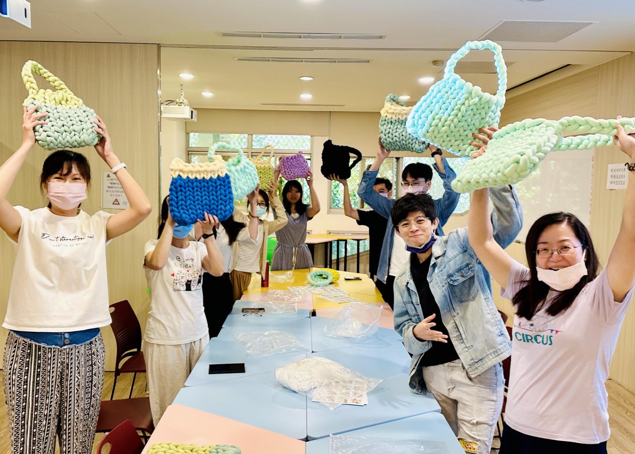 新加坡手工編織天鵝絨包工作坊