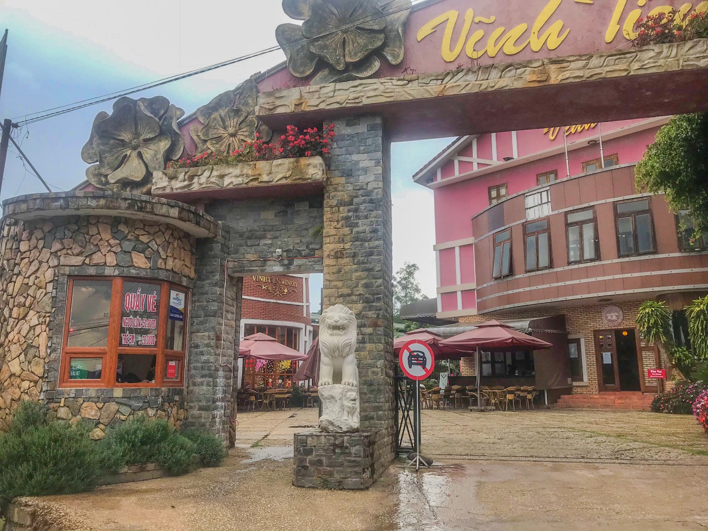 Redeem-your-ticket-at-ticket-booth