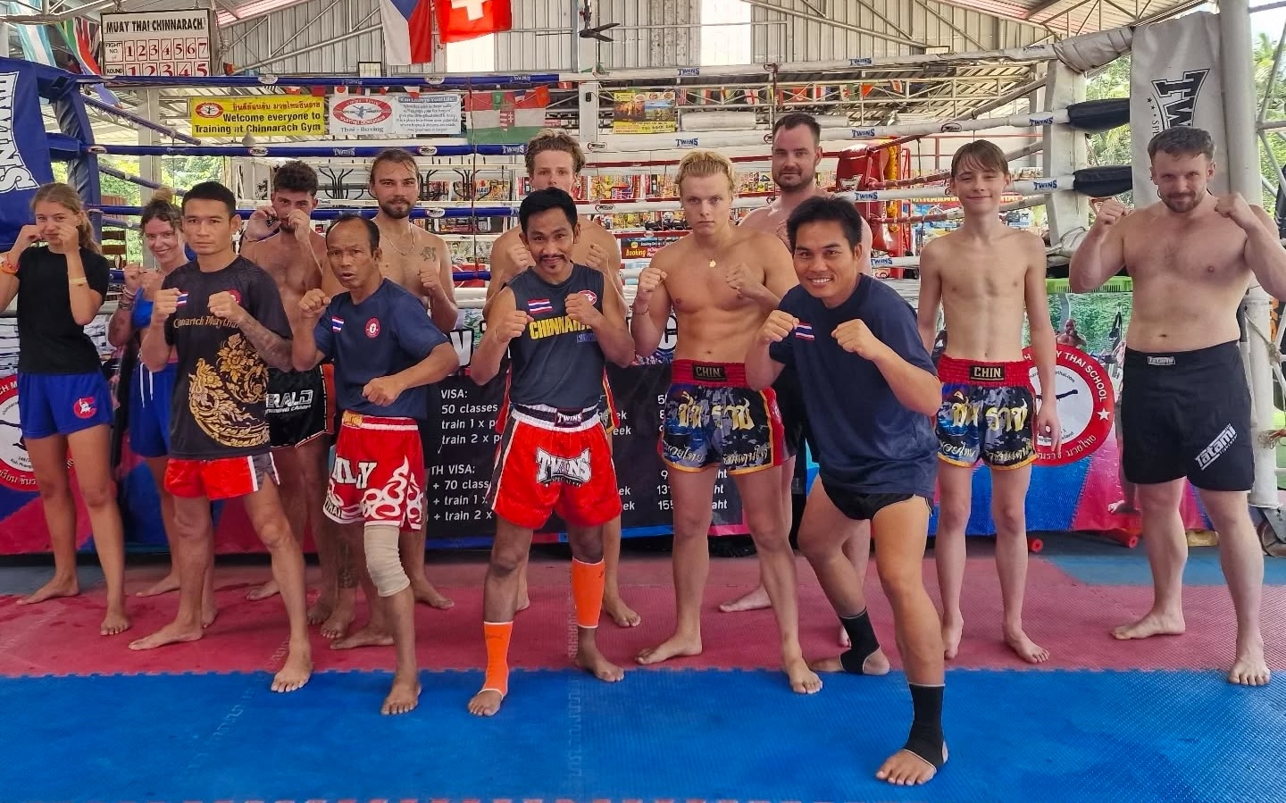 如果想為您的團體打造更客製化的體驗，或單純想與老師有更密切的互動，另有私人課程可供選擇。