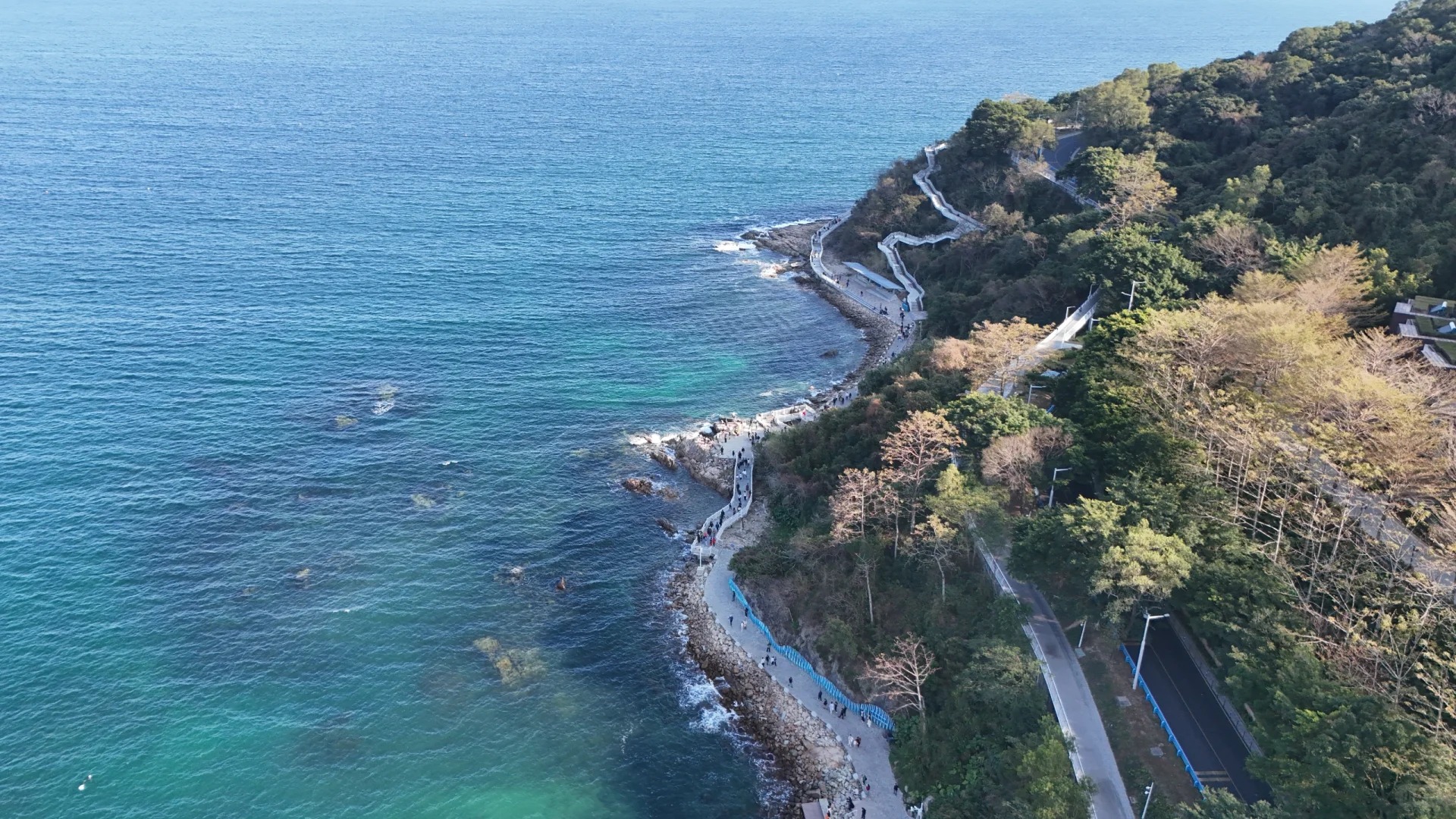 Shenzhen 1-day tour (Dameisha Seaside Park + Shenzhen-Hong Kong Cruise + Zhongying Street + Diwang Building @ Laoyou Travel)