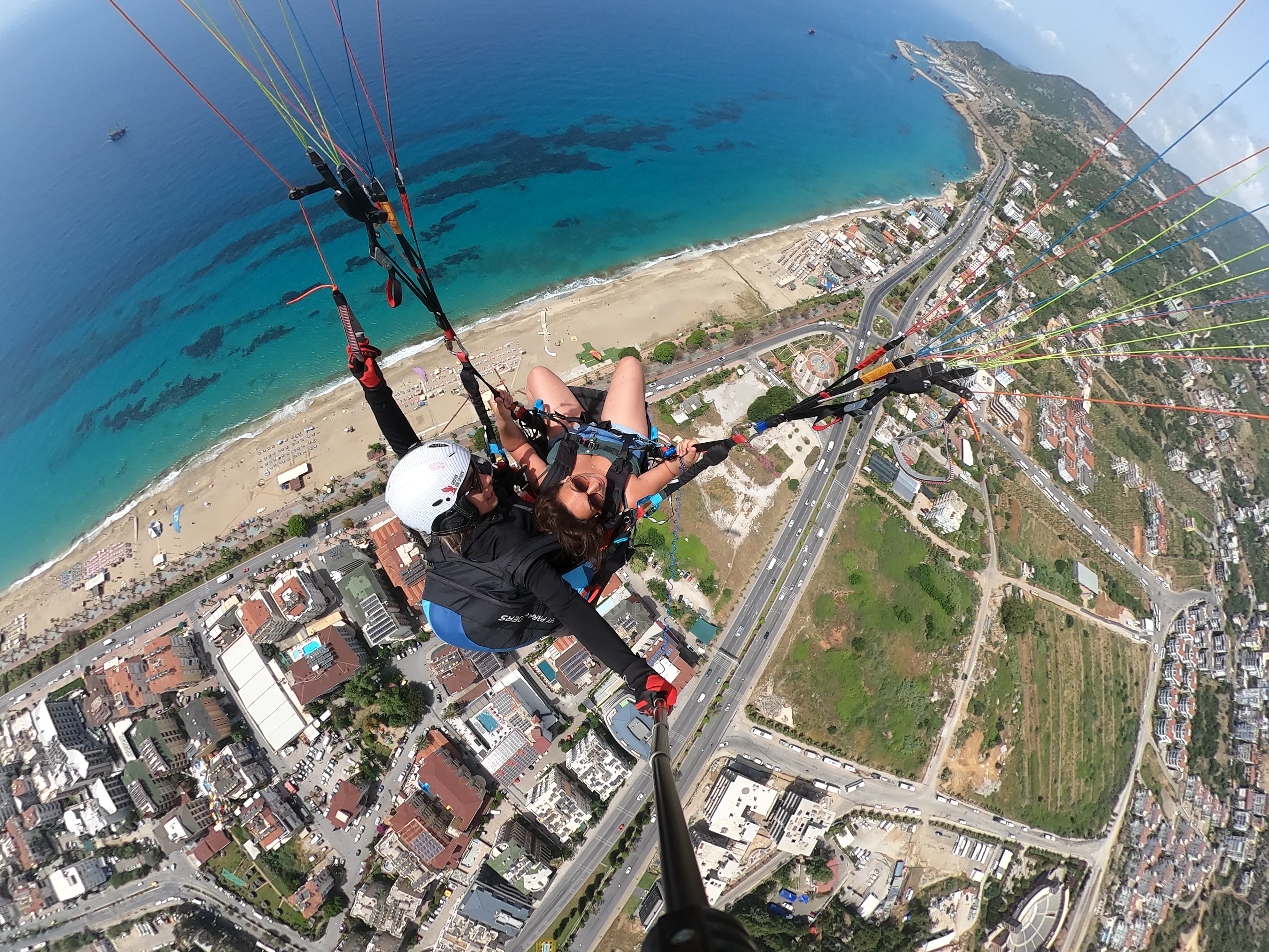 Alanya: Tandem Paragliding with Hotel Pickup Option