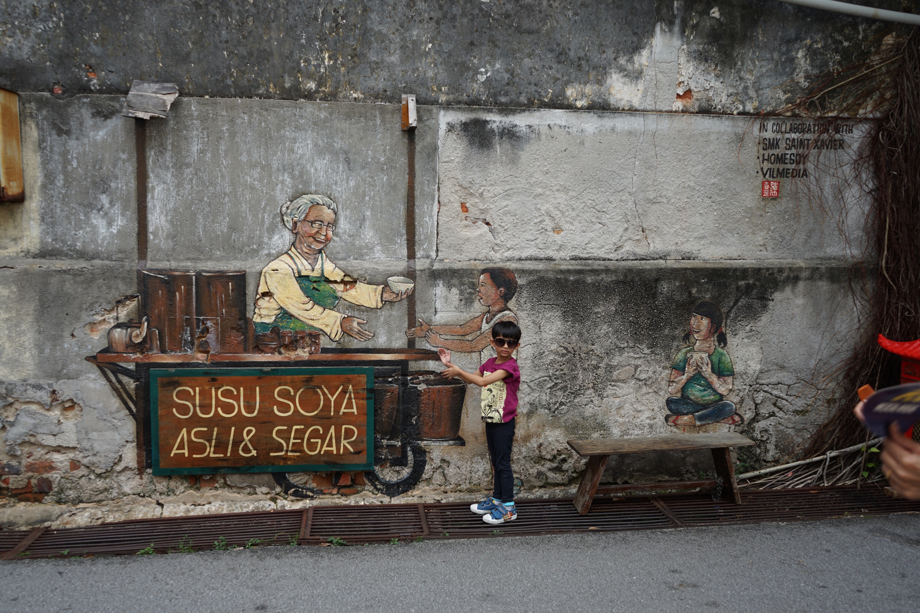 Penang Island Day Tour with Penang Hill & Kek Lok Si