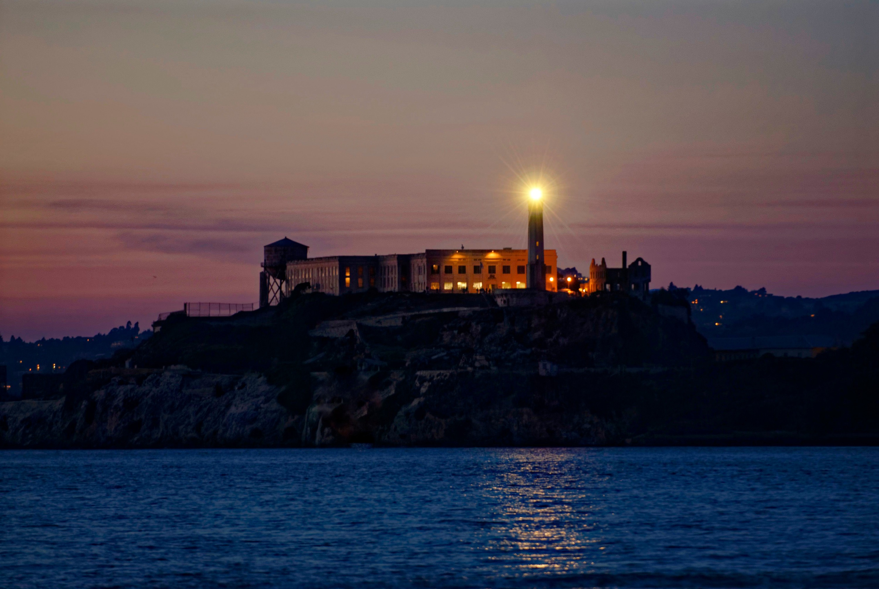 Alcatraz Night Tour with San Francisco Bay Cruise