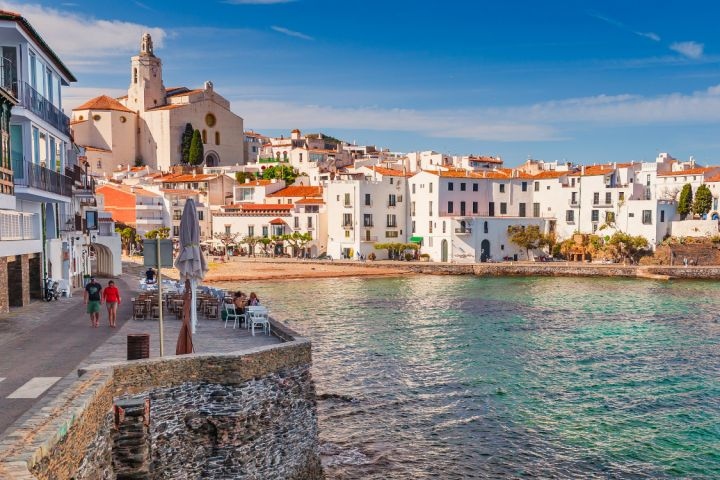 Girona, Figueres, and Cadaques Tour from Barcelona