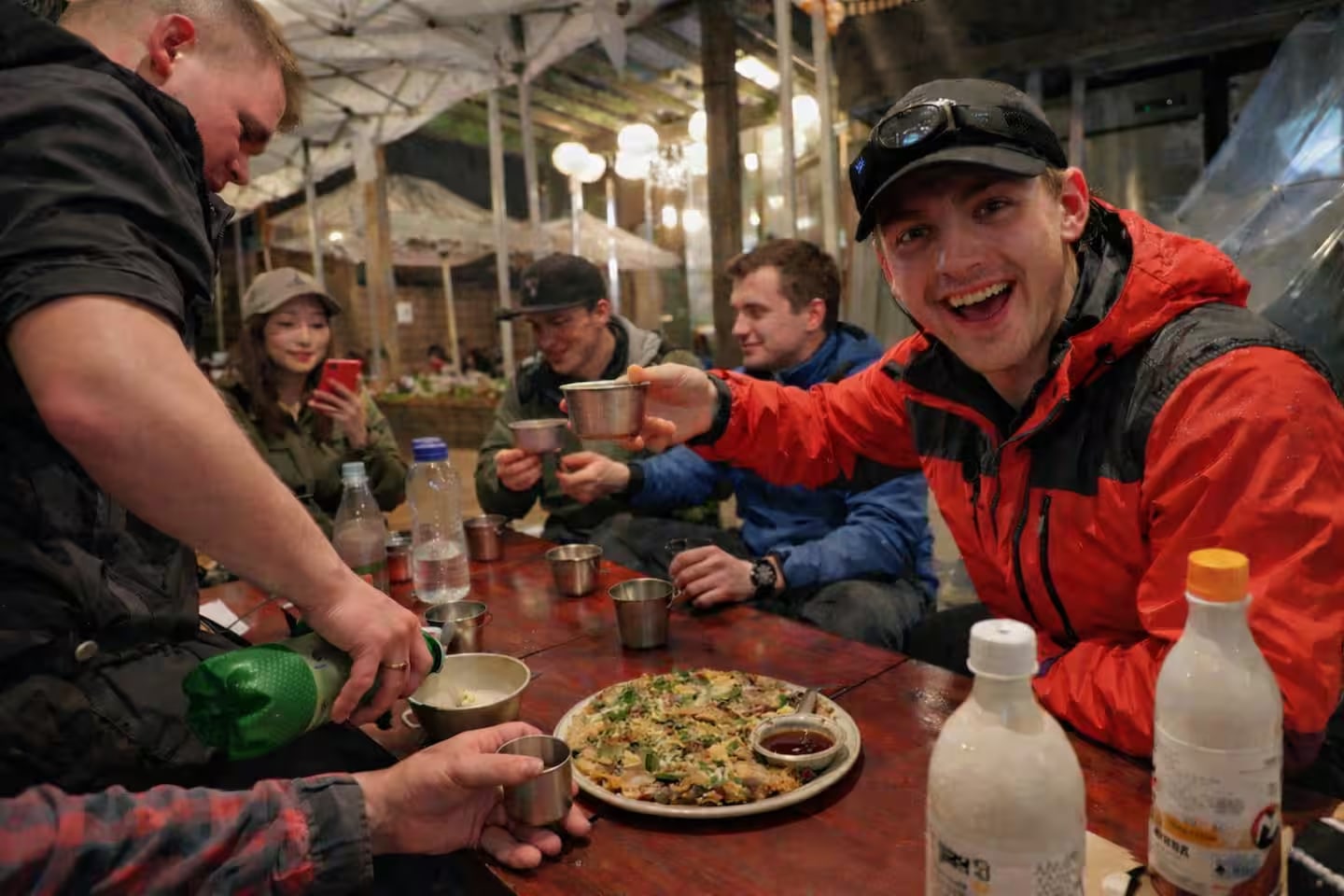 韓式米酒、馬格利酒、韓式煎餅與豬肉 韓式米酒、馬格利酒、韓式煎餅與豬肉