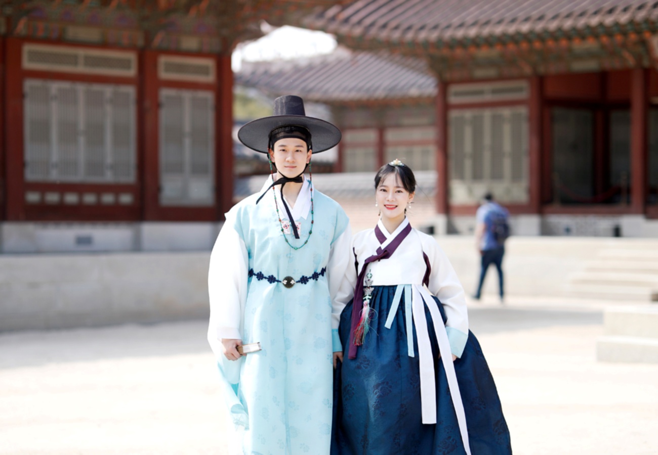 Hanbok Rental at Yongin Korean Folk Village by Hanboknam