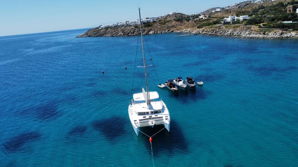 Athens Riviera Catamaran Tour with Fresh Meal and Drinks