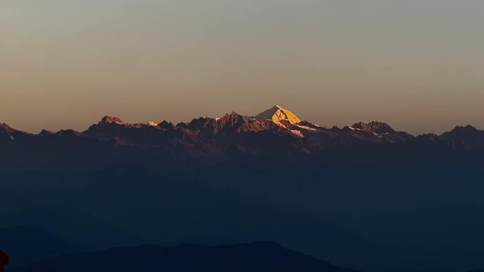 1天納加闊特徒步旅行。納加闊特（Nagarkot）位於巴克塔普爾（Bhaktapur）區