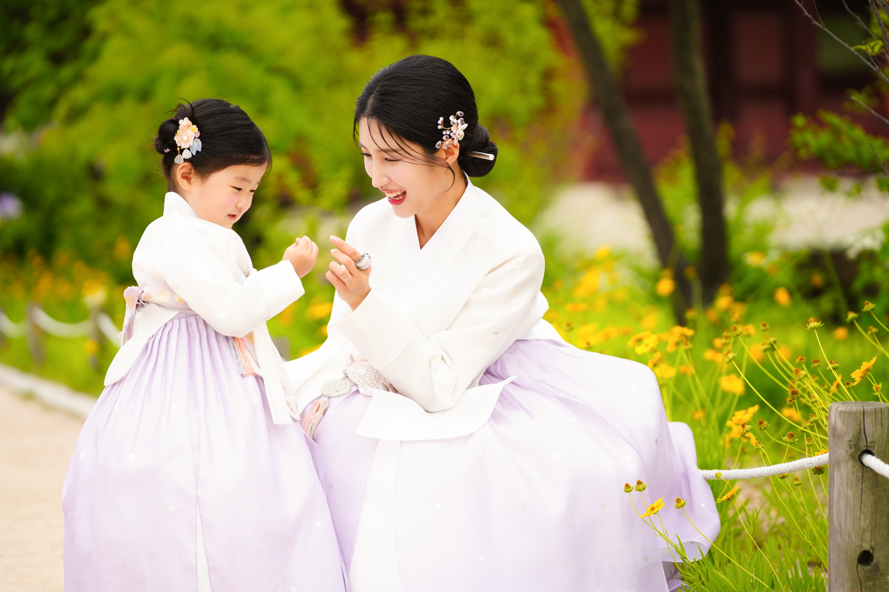 Photoshoot, Premium Hanbok Rental and Make-up at Gyeongbokgung