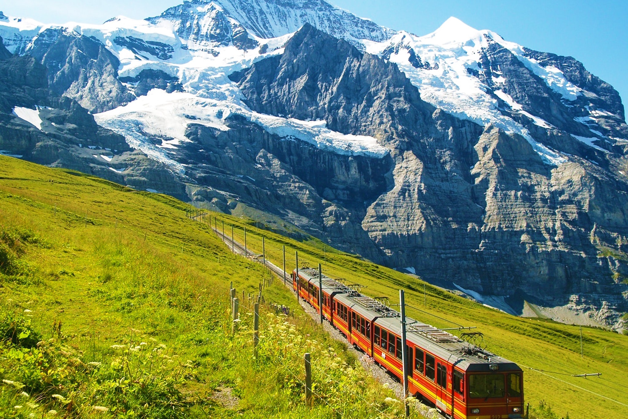  Interlaken and Jungfrau Train Tour from Lausanne