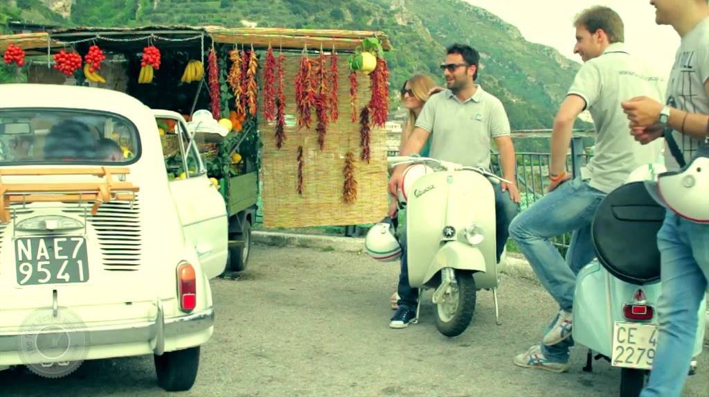 Полудневной частный тур на Веспе по побережью Амальфи из Сорренто