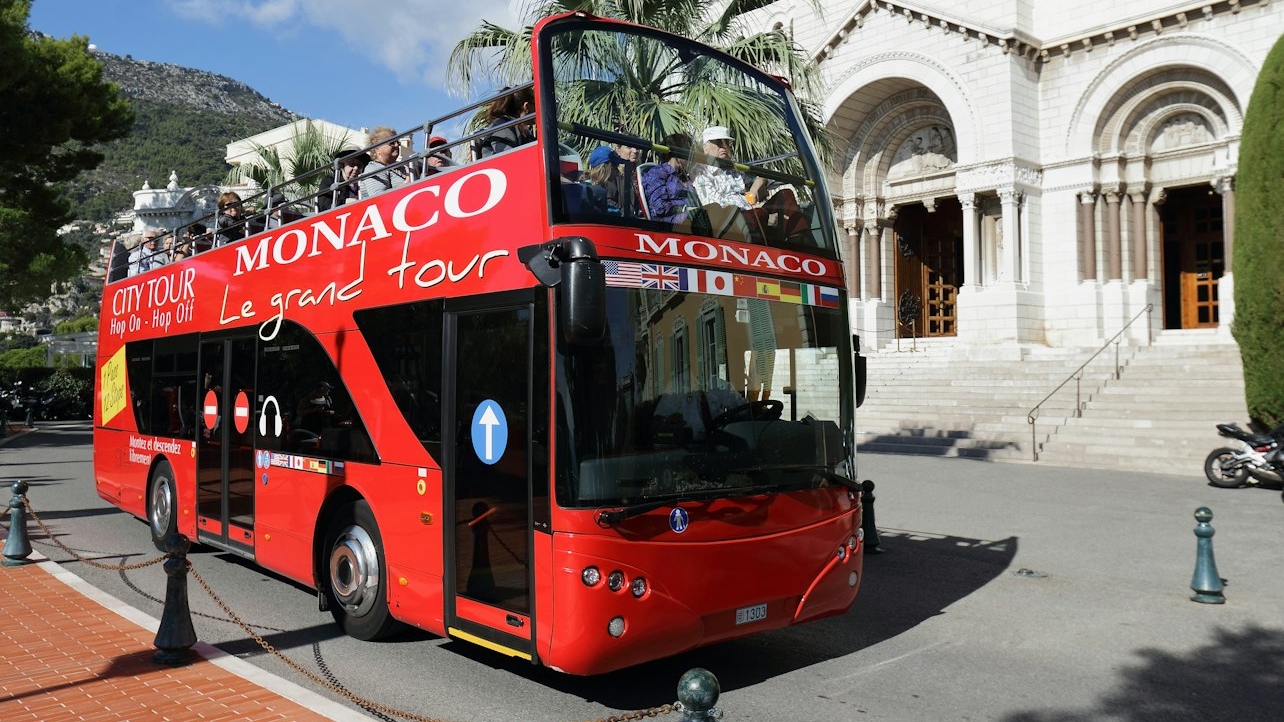 摩納哥隨上隨下巴士 (Hop-on hop-off bus in Monaco)