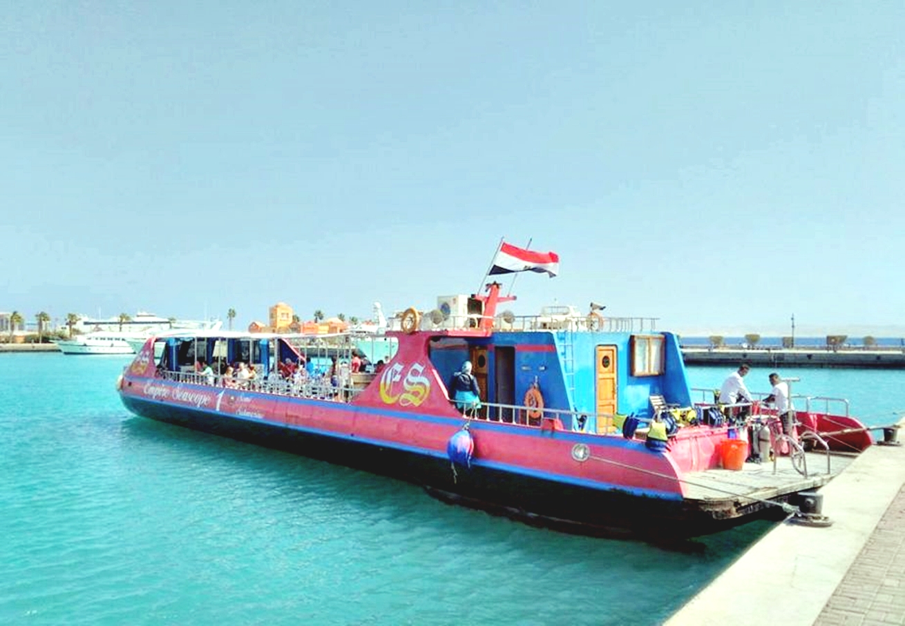 紅海：浮潛半潛艇遊船之旅