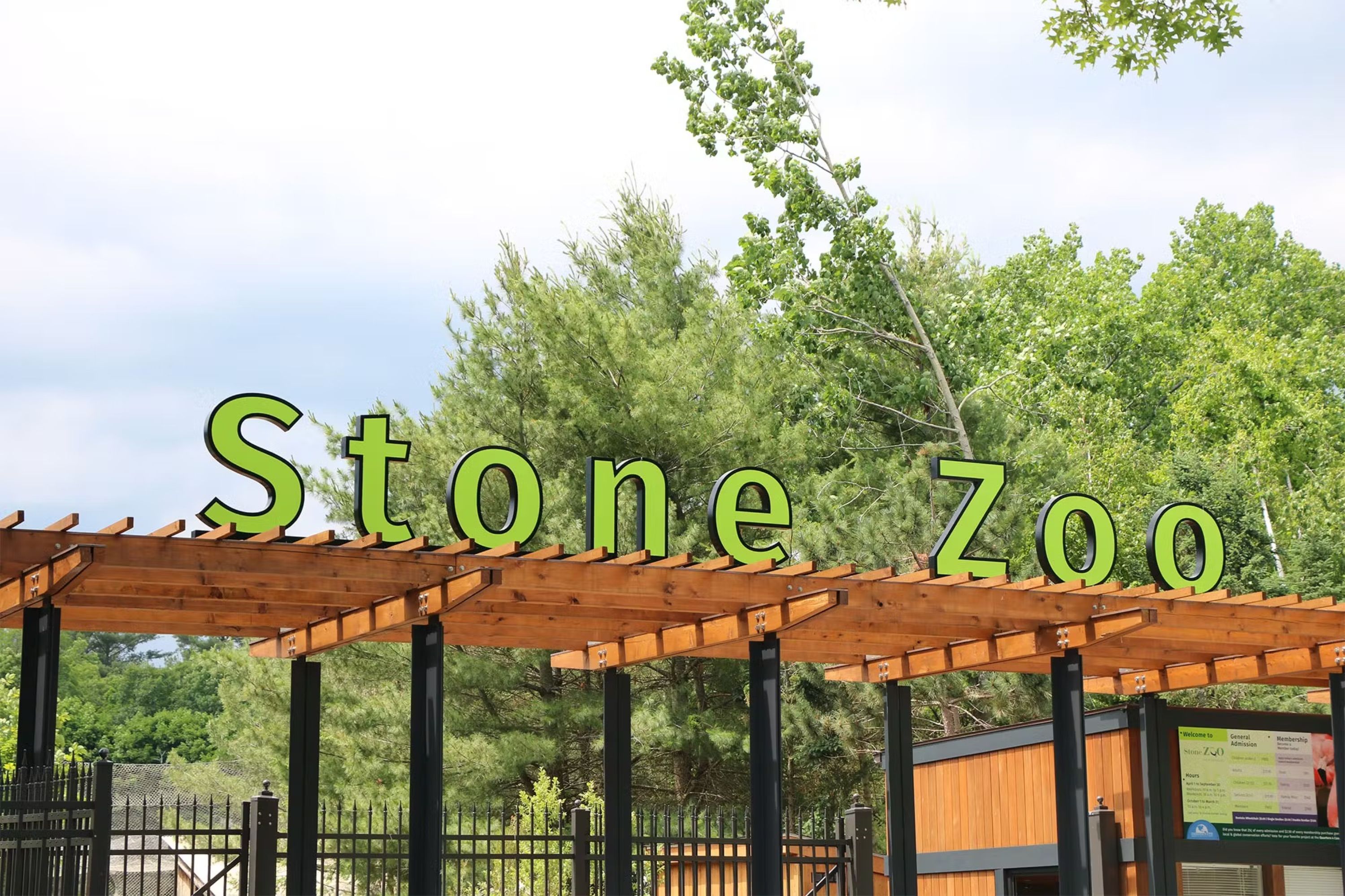 Stone Zoo Ticket in Stoneham