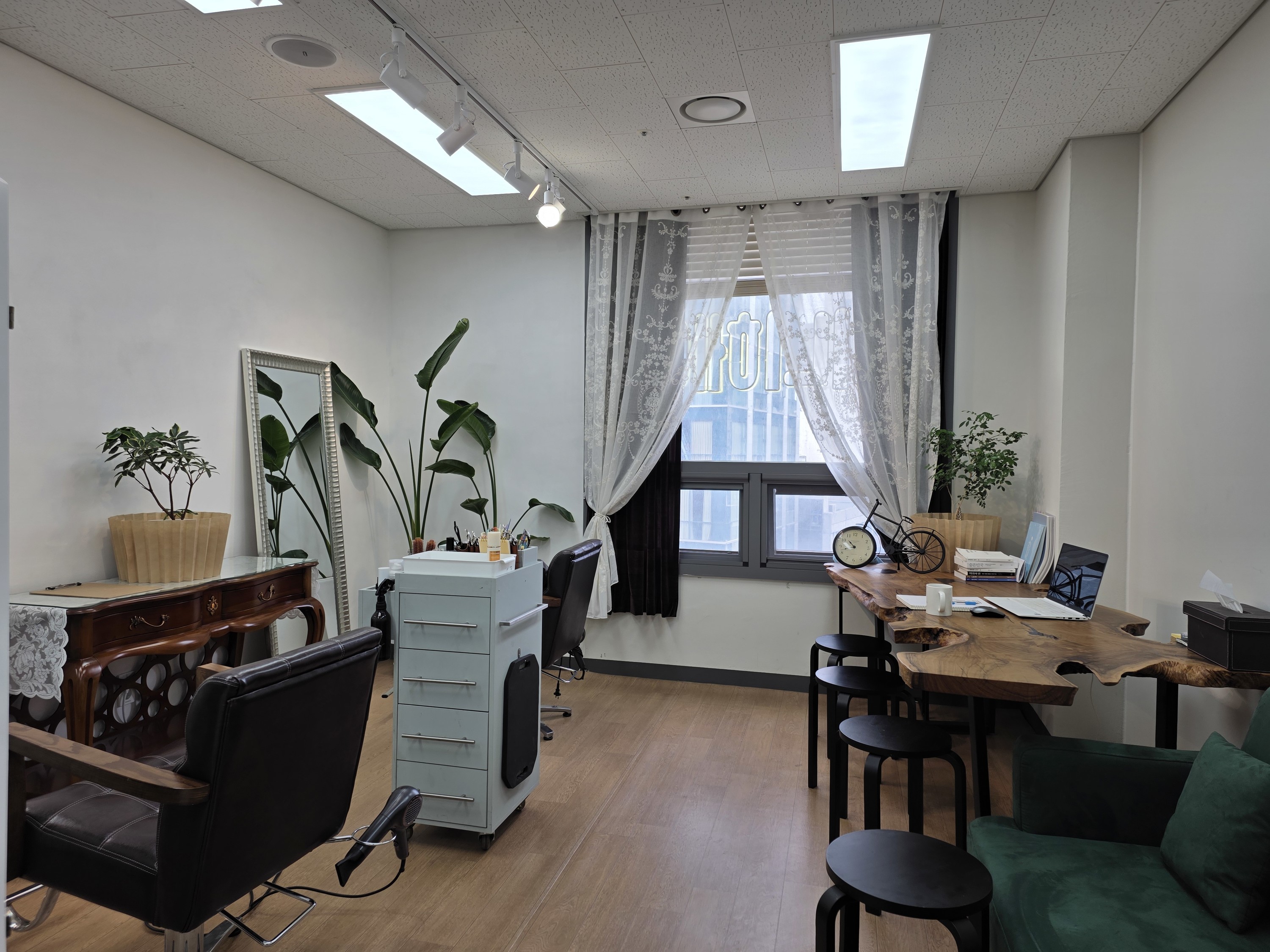 Seoul Genie Hair: Hair Styling & Care