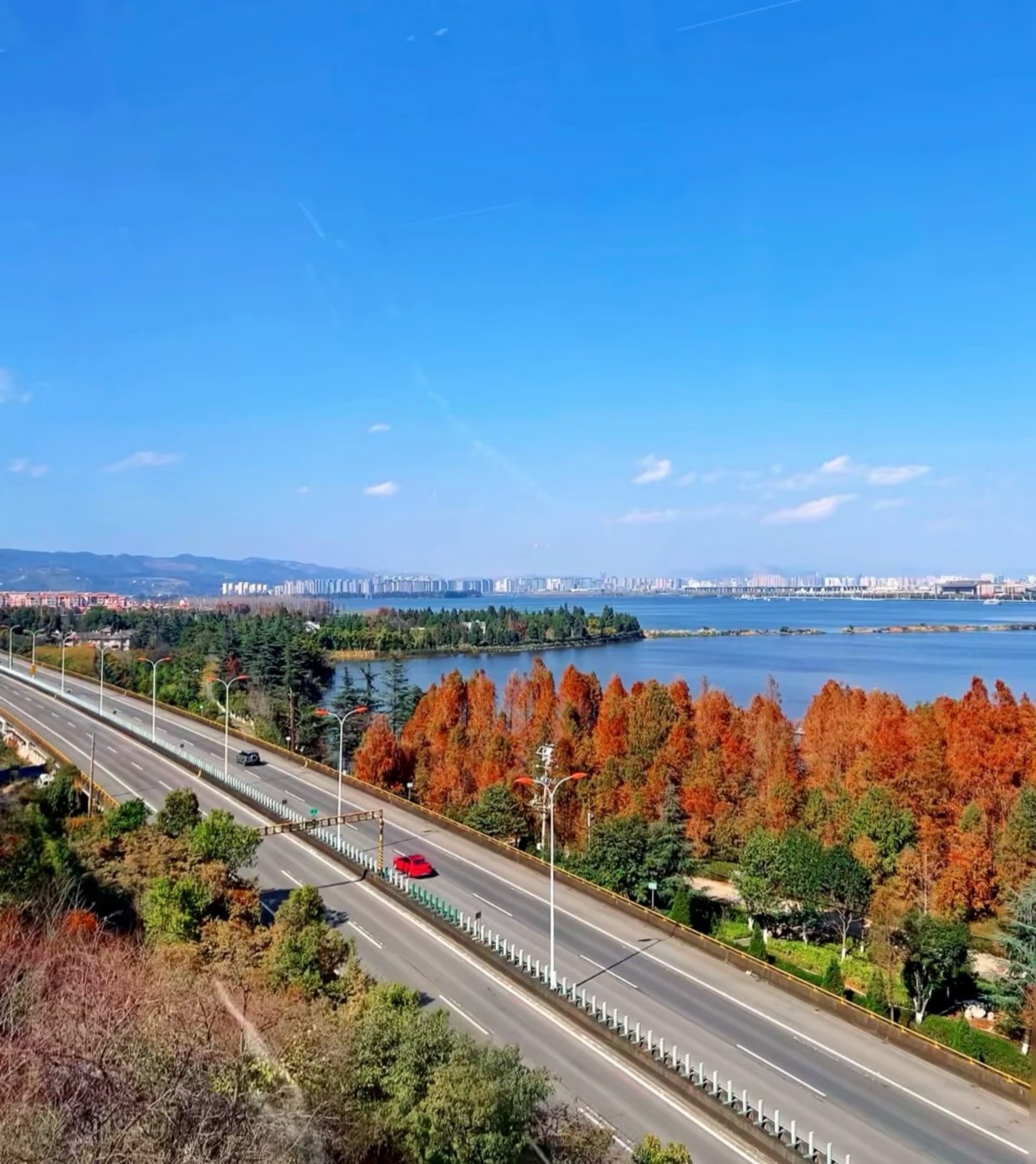 Kunming Private Tour Guide Service (Chinese/English/Other Languages)