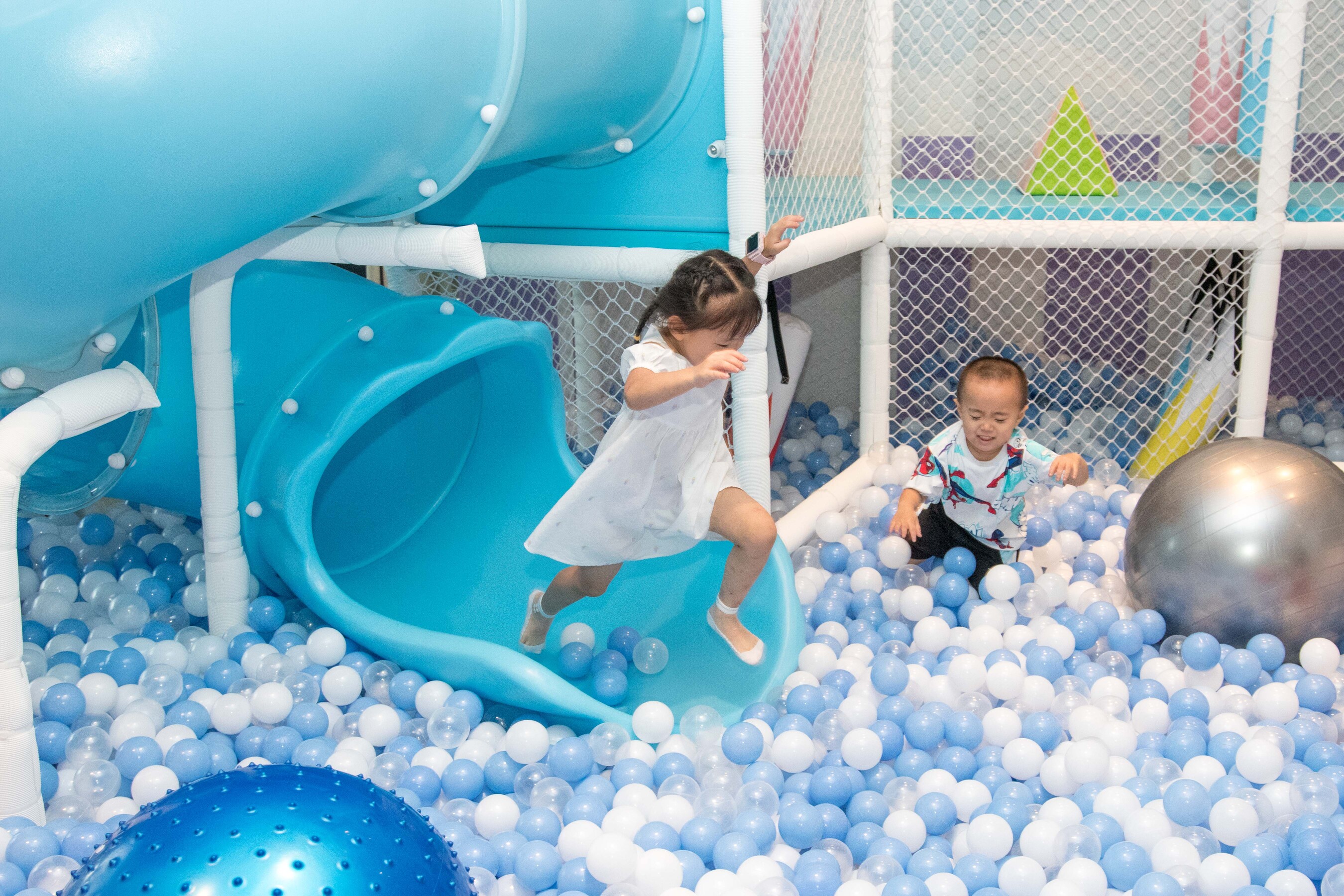 [Limited Time Offer] Shenzhen World Exhibition & Convention Center Crowne Plaza Hotel Accommodation Package | No Price Increase for Christmas | Shenzhen Skiing Family Hotel