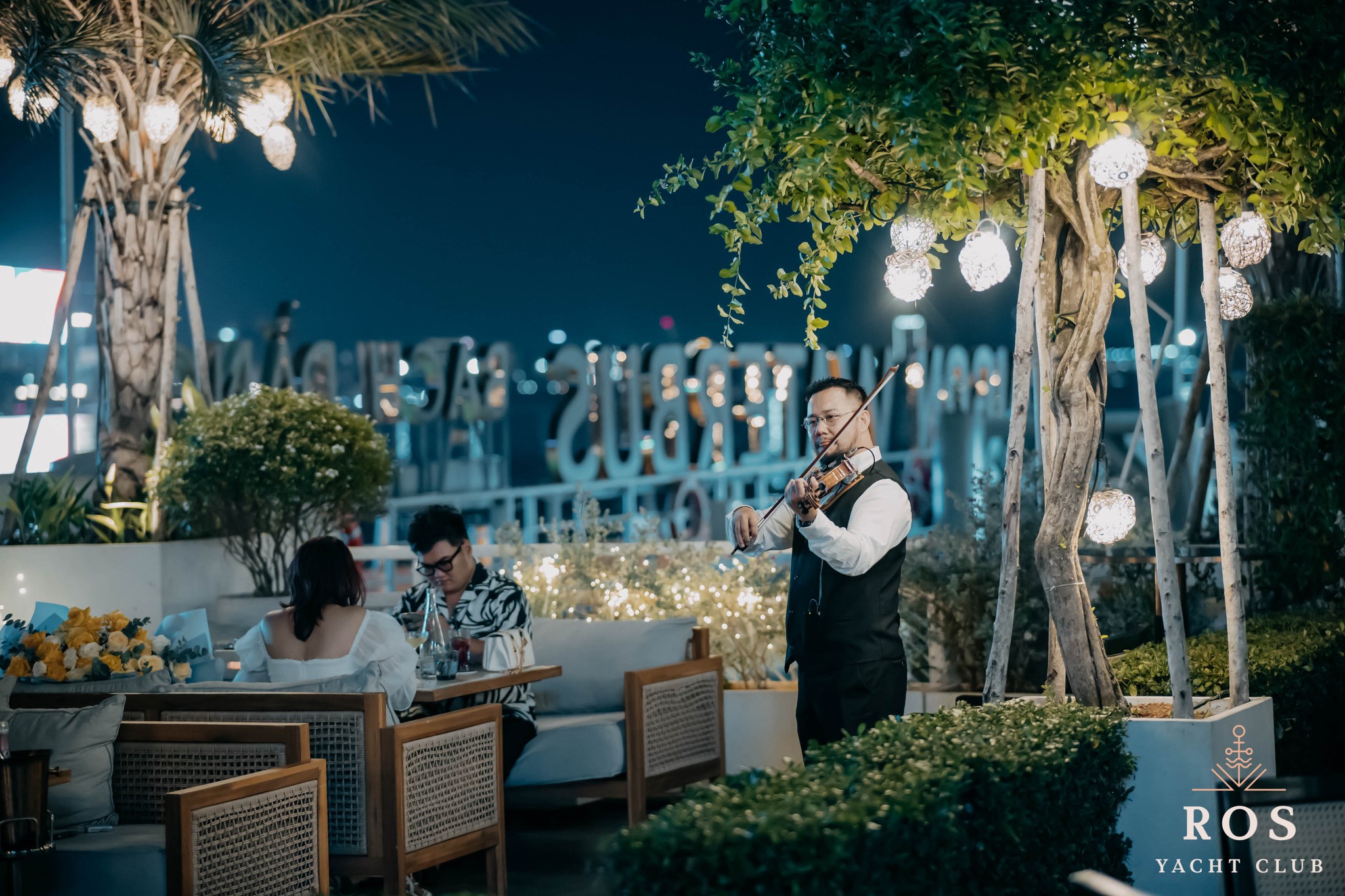 Ros Yacht Club - Fine Dining Experience by Saigon Riverside