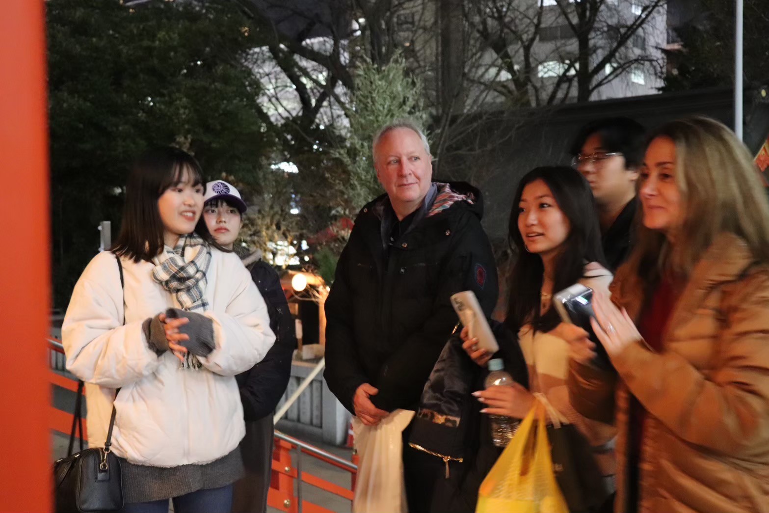 Walking Tour: Explore Shinjuku with Japanese University Students