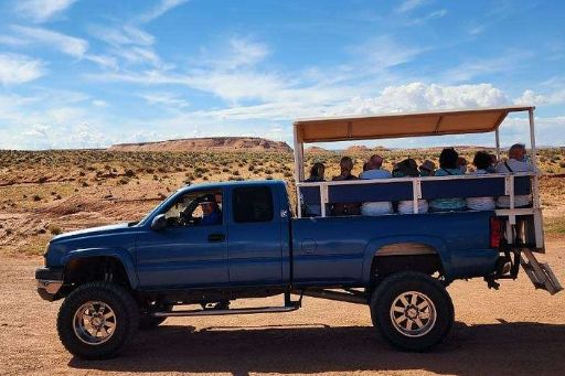 Upper Antelope Canyon Walking Tour with Navajo Guide