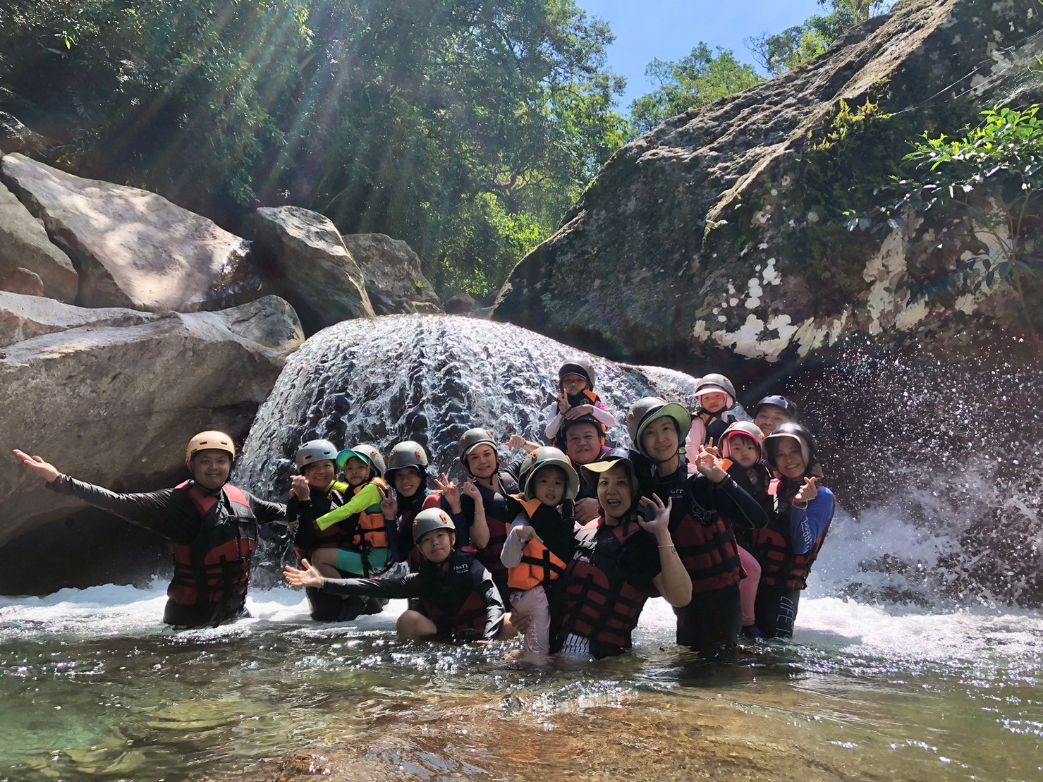 Yilan Nanao River Tracing  Experience 