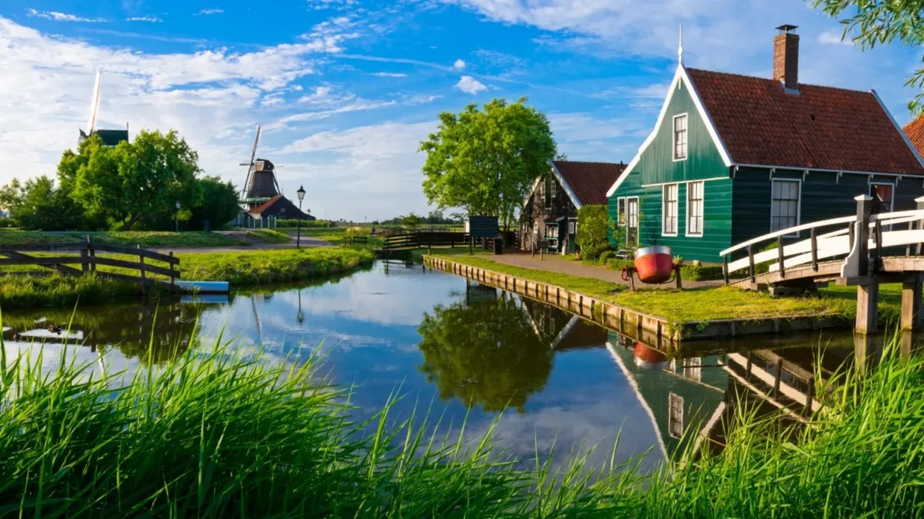 Windmill Village Zaanse Schans tour from Amsterdam