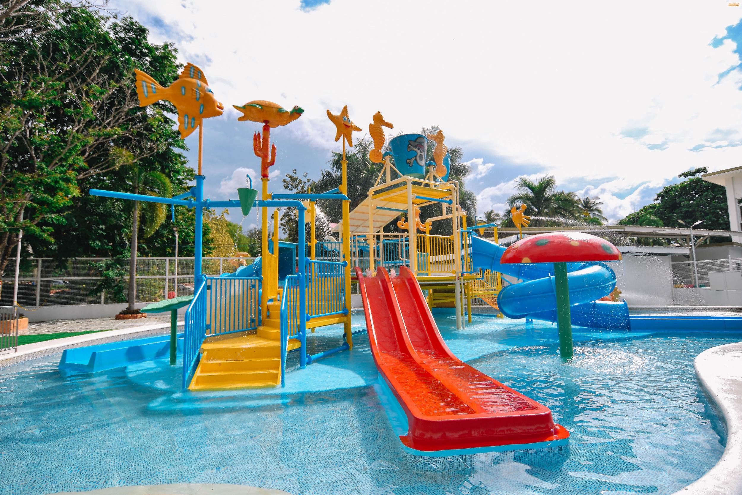 Villa Excellance Beach and Wave Pool Resort 日間通行證