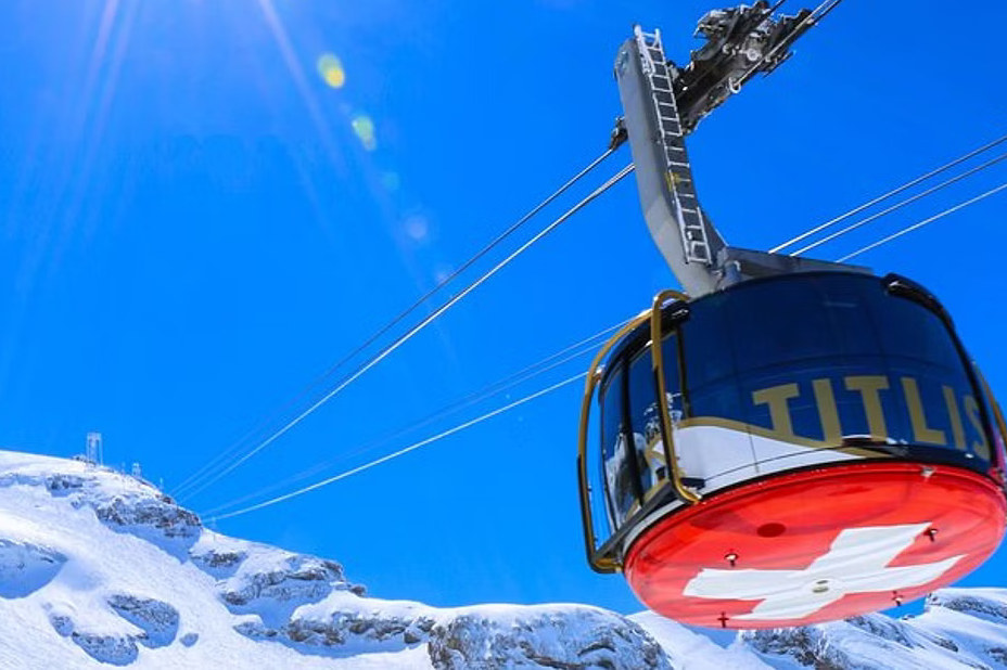 Mount Titlis and Lucerne Private Tour with Cable Car from Zurich