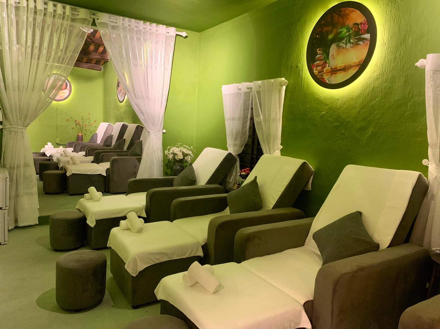 Tropical Home Foot Massage & Spa Experience in Hoi An