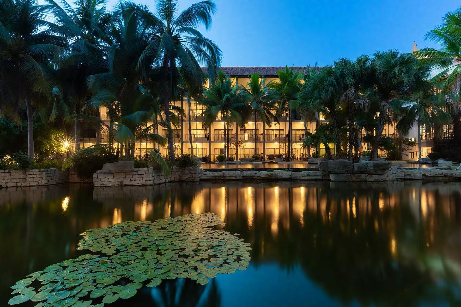 Sanya Yalong Bay Pullman Villa Hotel Accommodation Package