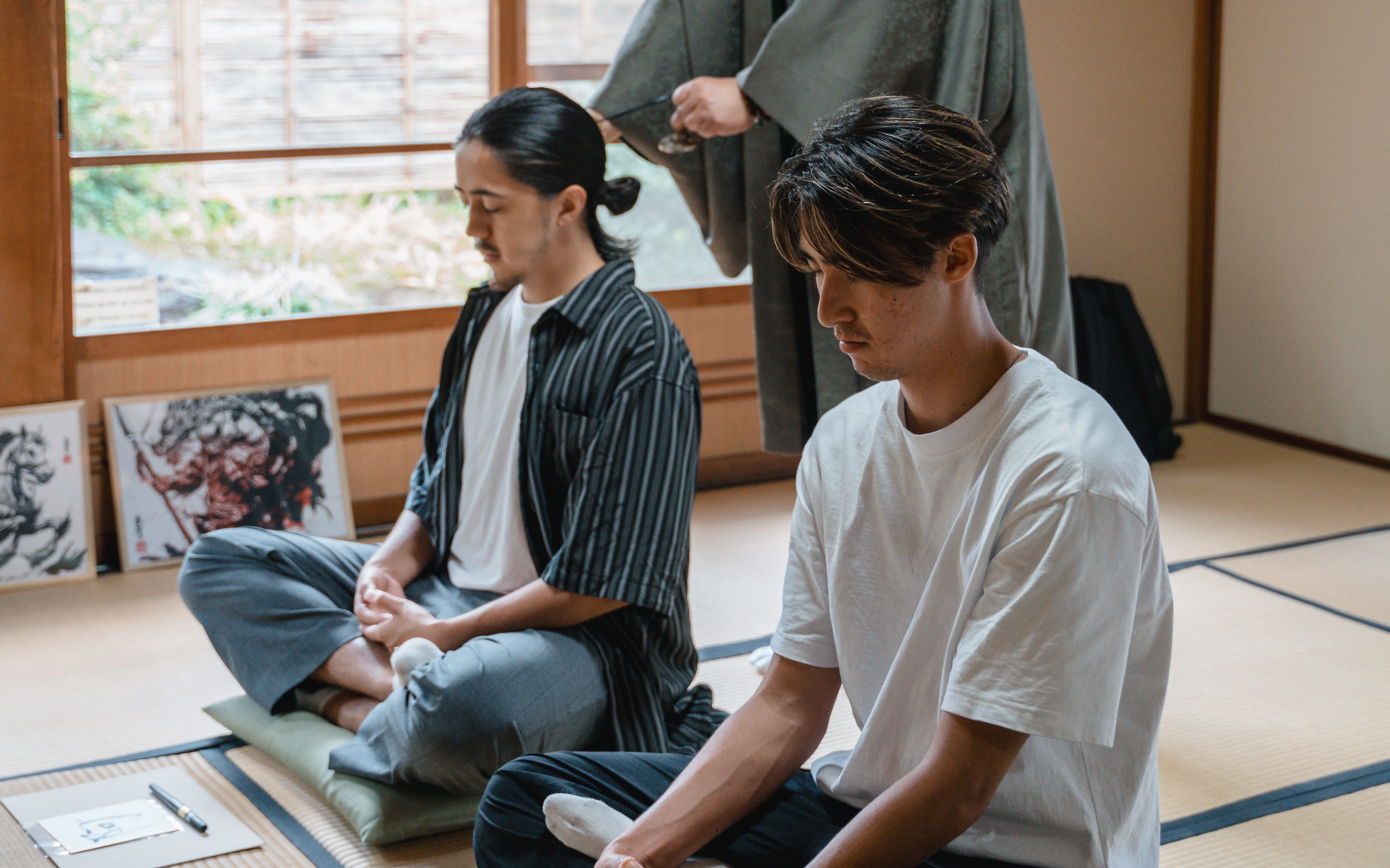 Zen Meditation, Calligraphy, and Tea Experience in Tokyo